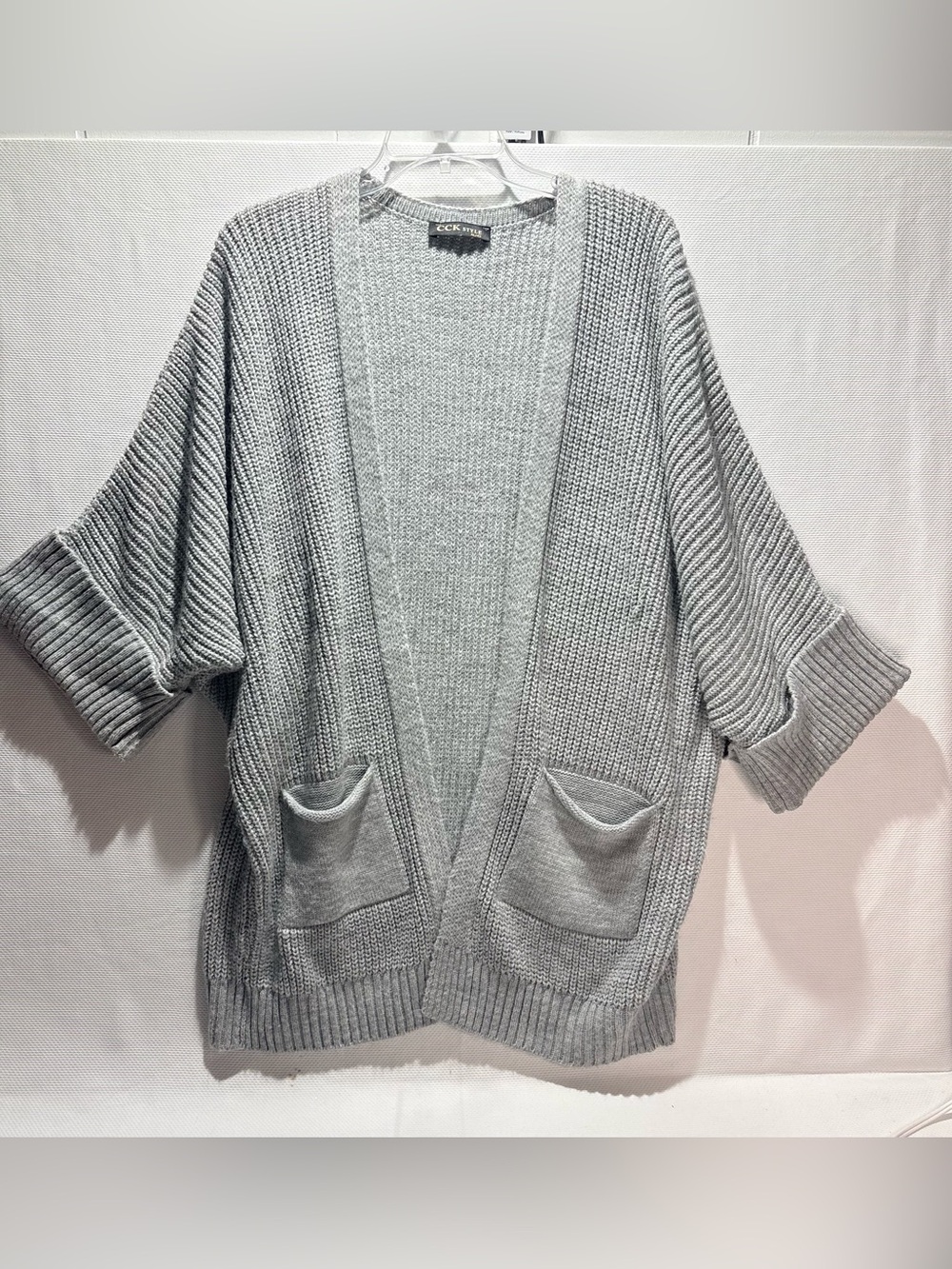 Light Gray Open-Front Chunky Knit Cardigan with Pockets